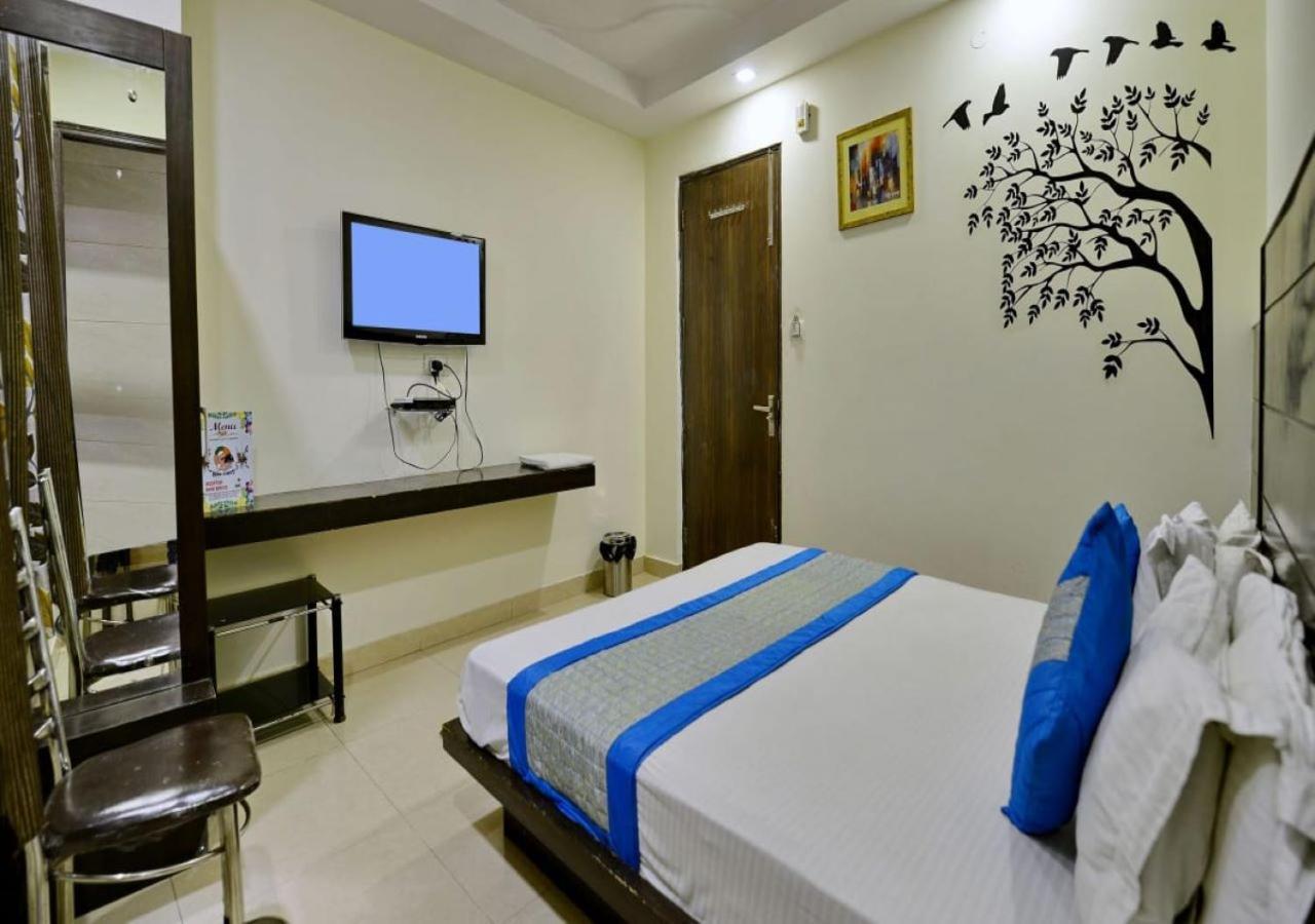 Hotel Green Snapper'100 M From Delhi University Near Isbt Kashmiri Gate New Delhi Exterior photo
